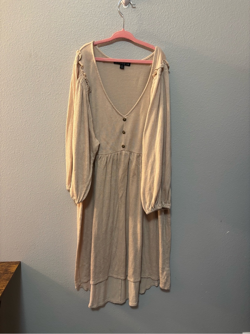 💚$5 Deals- V-Neck Button Midi Dress in Cream with Puff Sleeves